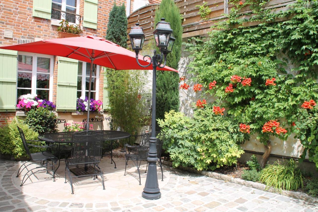 Chambres D'Hotes : La Cour D'Etrepy Le Mesnil-sur-Oger Ngoại thất bức ảnh